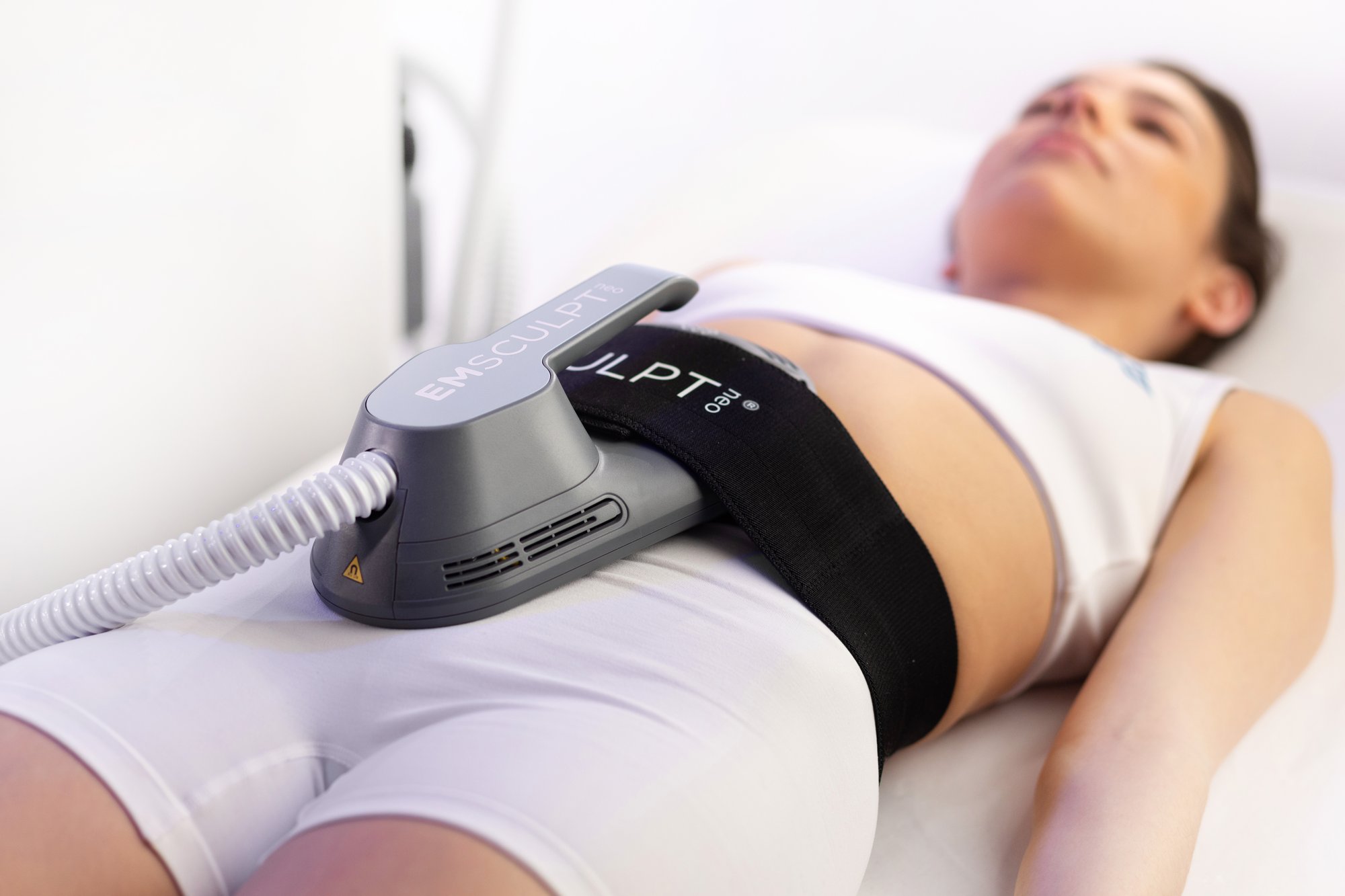 emsculpt1 emsculpt1